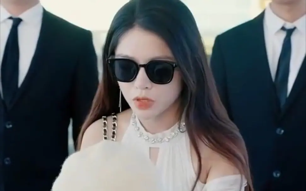 《双宝联盟爹地是大佬》：萌娃助攻硬汉老爸，爆笑又温情的黑帮家庭喜剧！